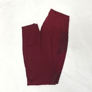Gently used Old Navy leggings.
